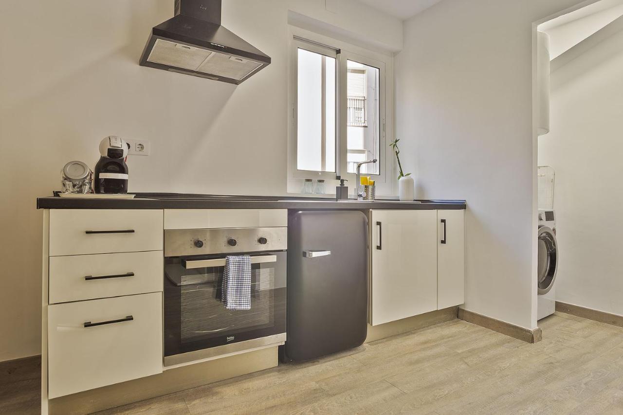 The White Flats Les Corts Apartment Barcelona Exterior photo